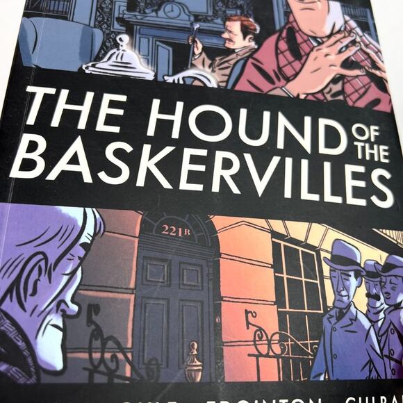The Hound of The Baskervilles Sherlock Holmes Graphic Novel - Picture 7 of 7